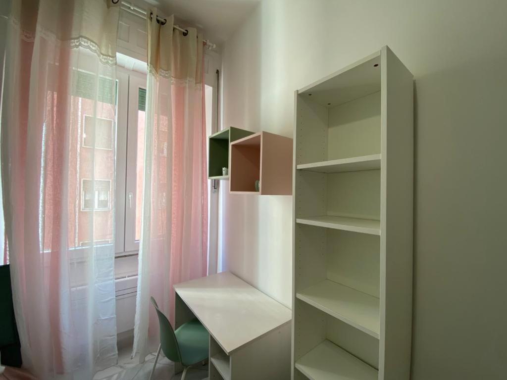 Superior Apt Next Colosseo A/C Wo Fi 3 Bedrooms Rome Bagian luar foto
