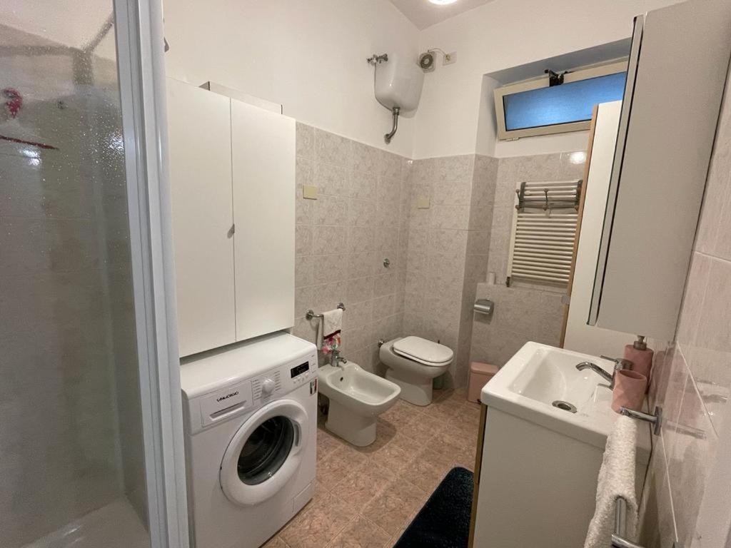 Superior Apt Next Colosseo A/C Wo Fi 3 Bedrooms Rome Bagian luar foto