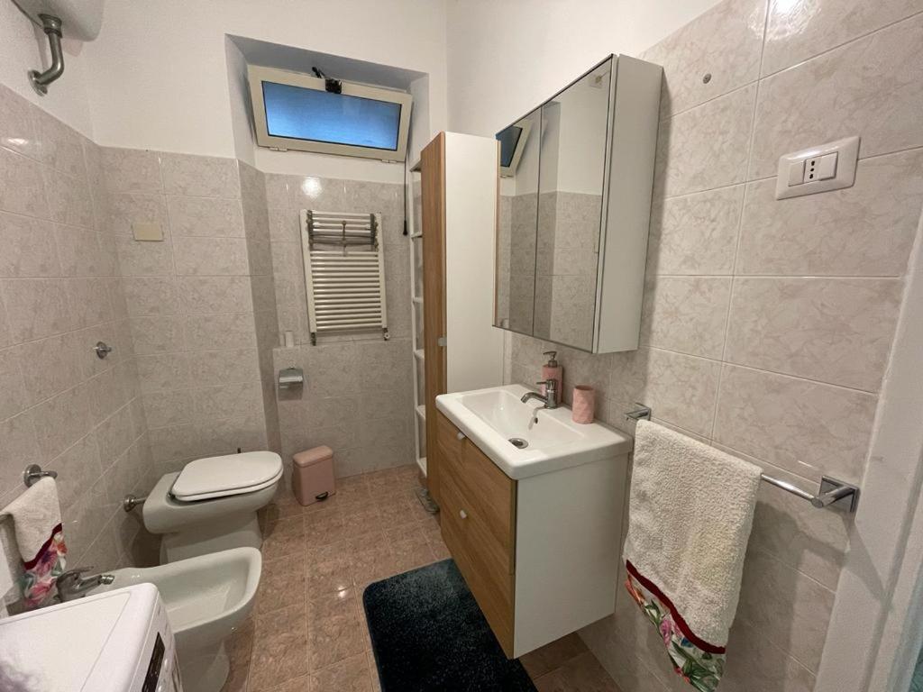 Superior Apt Next Colosseo A/C Wo Fi 3 Bedrooms Rome Bagian luar foto